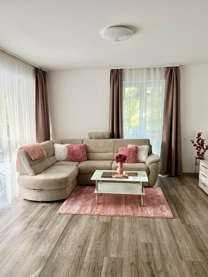 Sunsuite Szeged Buitenkant foto